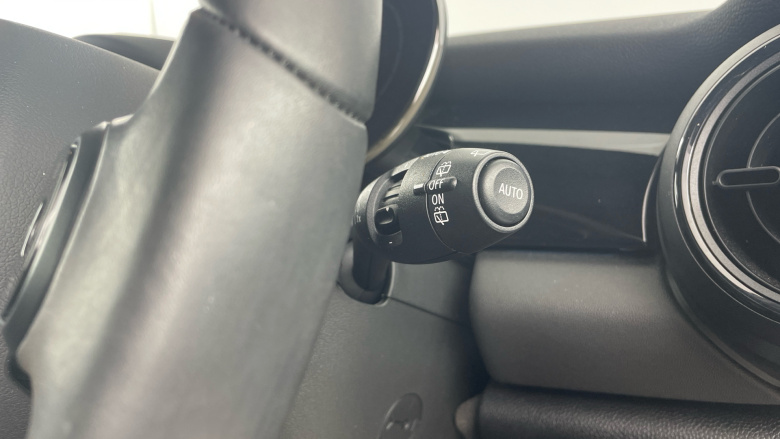 MINI Hatchback 1.5 Cooper Sport 3dr Auto Petrol Hatchback